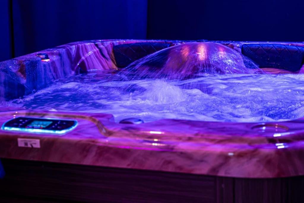 Love Room Spa Privatif Villefranche-sur-Saône Екстериор снимка