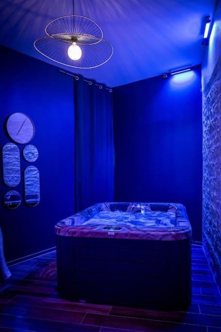 Love Room Spa Privatif Villefranche-sur-Saône Екстериор снимка