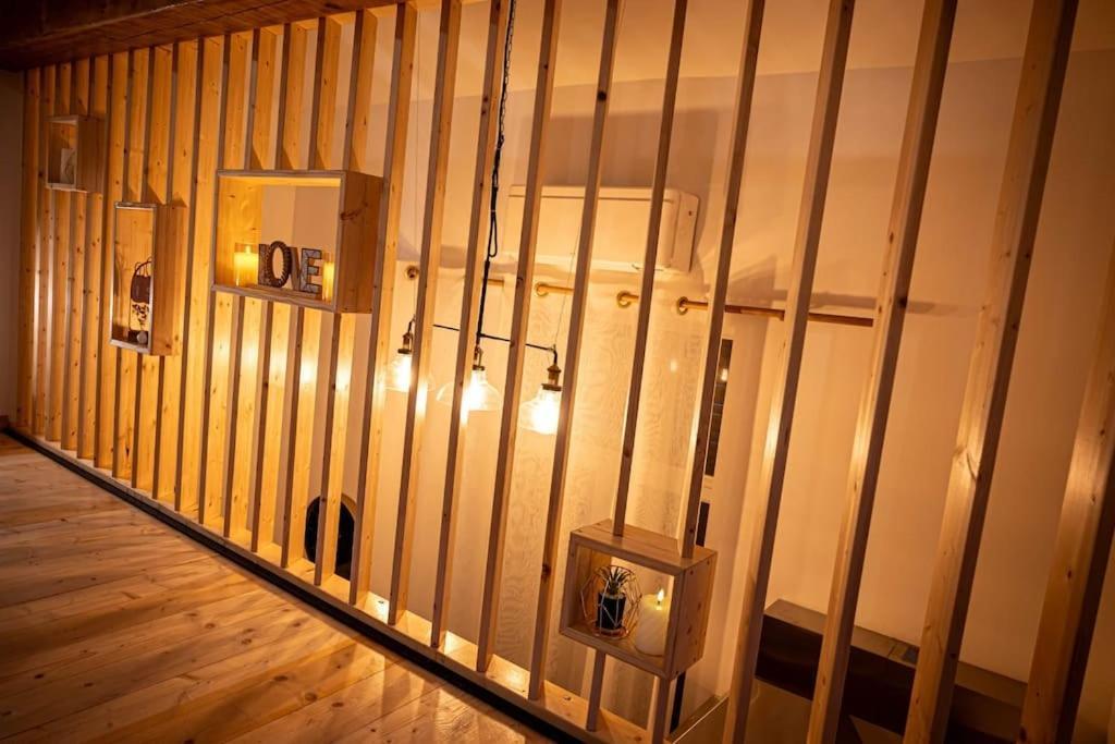 Love Room Spa Privatif Villefranche-sur-Saône Екстериор снимка